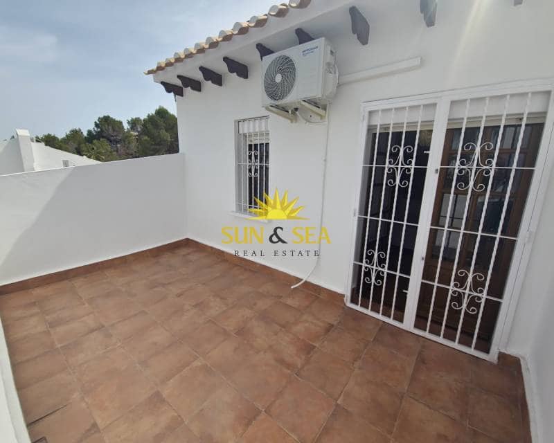 3 quarto Casa em Banda para arrendar em Villamartin com piscina garagem - 1 800 € (Ref: 8218190)