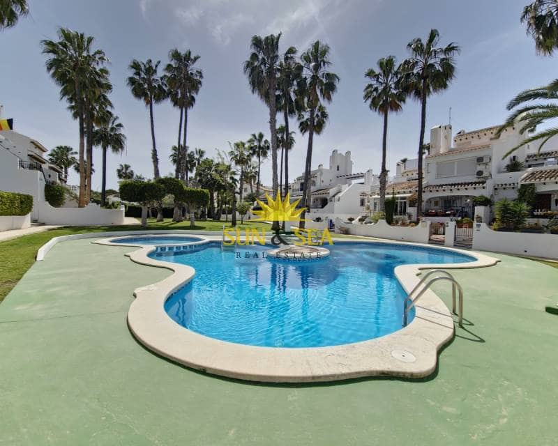 3 quarto Casa em Banda para arrendar em Villamartin com piscina garagem - 1 800 € (Ref: 8218190)