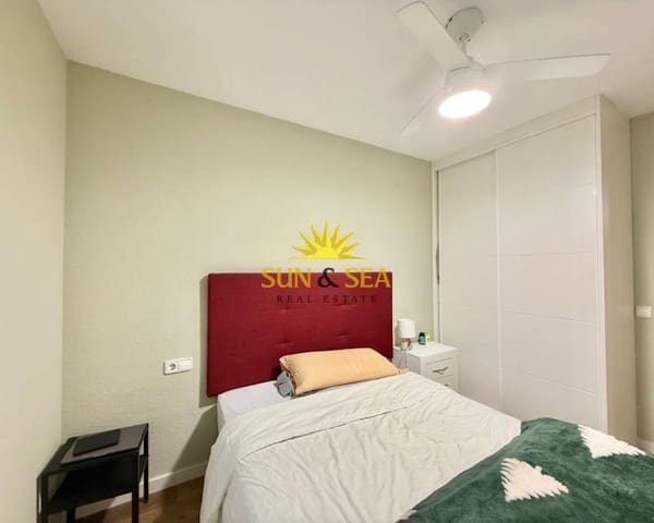 2 quarto Apartamento para arrendar em Gaspar Perelló, Torrevieja - 850 € (Ref: 8223676)