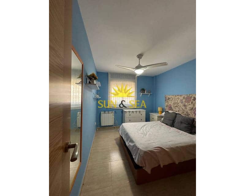 3 soveværelse Lejlighed til leje i Calpe / Calp med swimmingpool garage - € 1.500 (Ref: 8238114)
