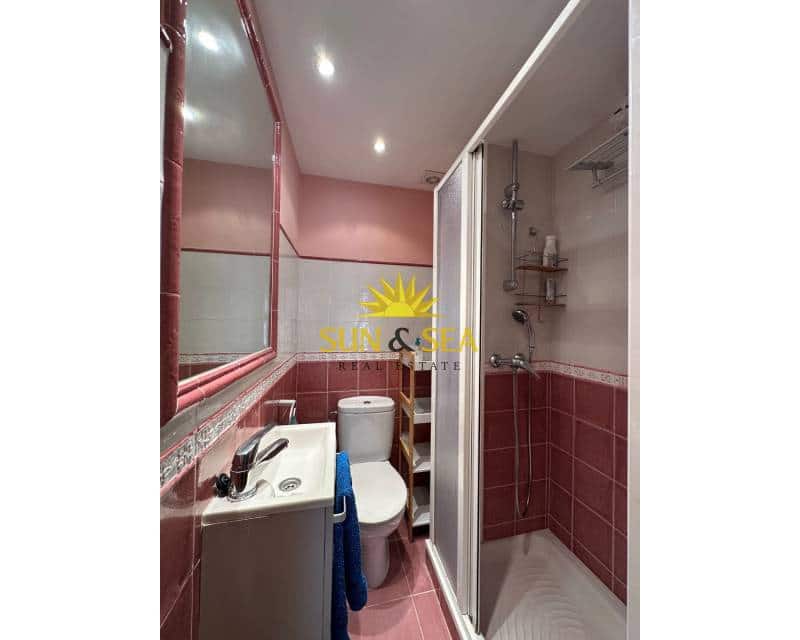 3 soveværelse Lejlighed til leje i Calpe / Calp med swimmingpool garage - € 1.500 (Ref: 8238114)