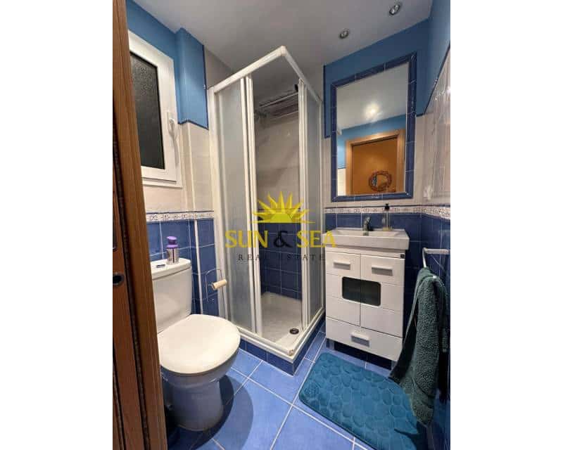 3 soveværelse Lejlighed til leje i Calpe / Calp med swimmingpool garage - € 1.500 (Ref: 8238114)
