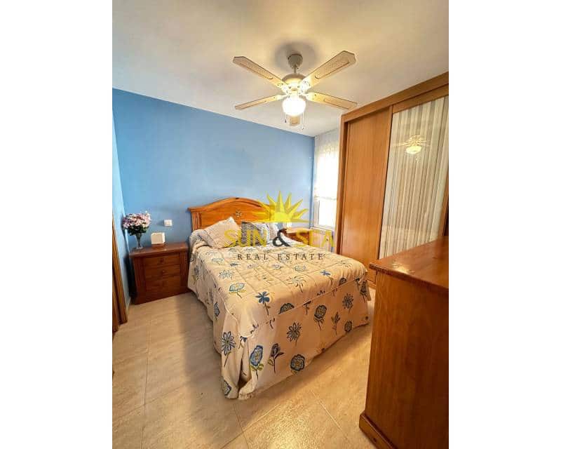 3 soveværelse Lejlighed til leje i Calpe / Calp med swimmingpool garage - € 1.500 (Ref: 8238114)