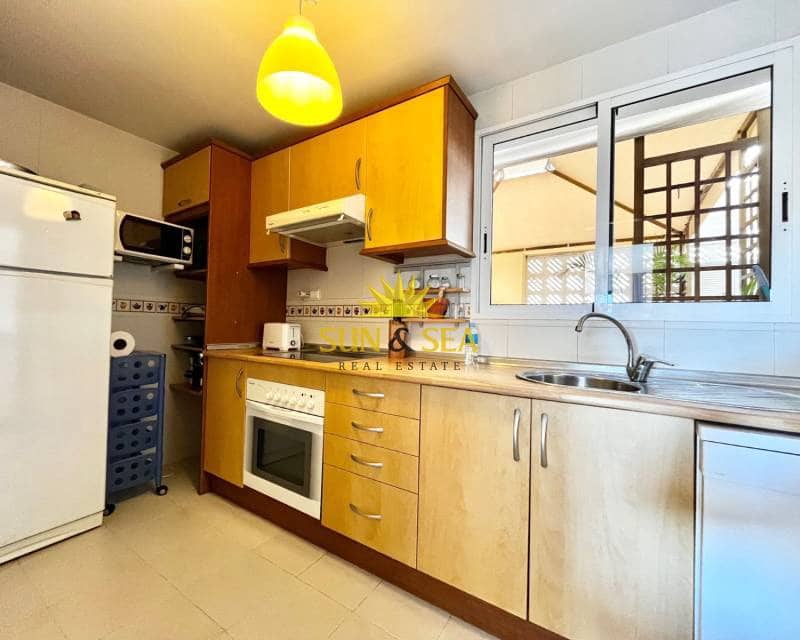 3 Zimmer Apartment zu vermieten in Dehesa de Campoamor mit Pool Garage - 850 € (Ref: 8239592)