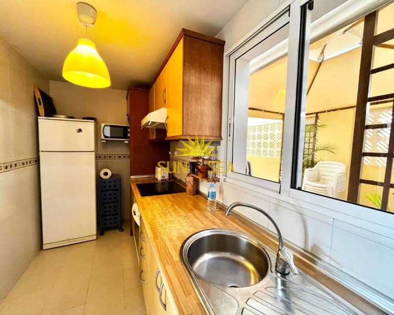 3 Zimmer Apartment zu vermieten in Dehesa de Campoamor mit Pool Garage - 850 € (Ref: 8239592)