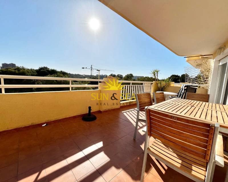 3 Zimmer Apartment zu vermieten in Dehesa de Campoamor mit Pool Garage - 850 € (Ref: 8239592)