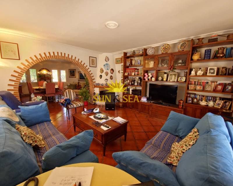 6 bedroom Villa for sale in El Chaparral with pool garage - € 780,000 (Ref: 8243807)