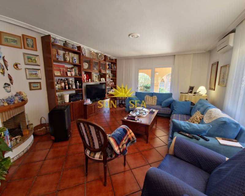 6 bedroom Villa for sale in El Chaparral with pool garage - € 780,000 (Ref: 8243807)