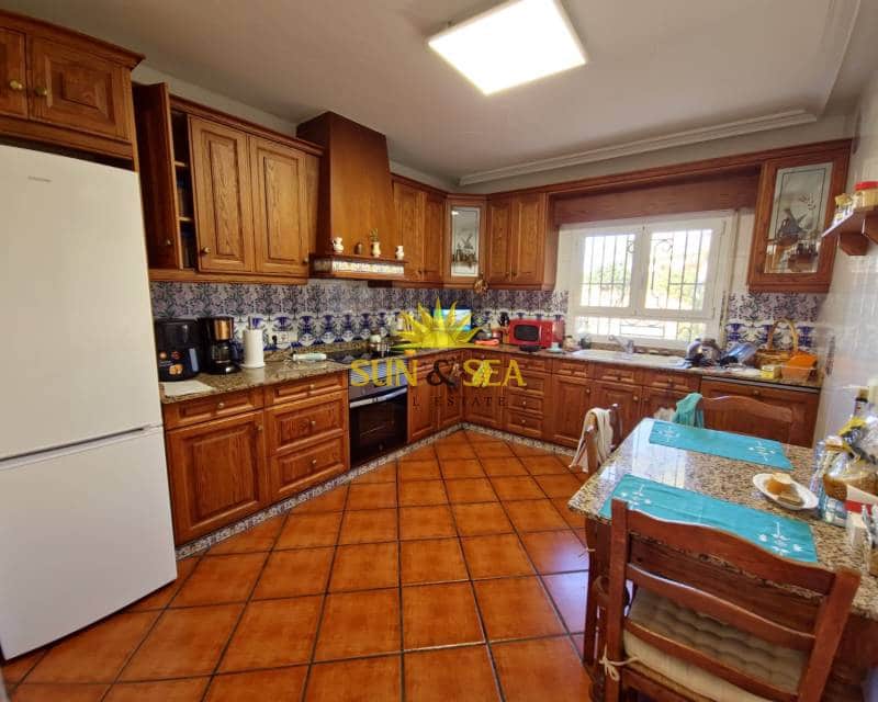 6 bedroom Villa for sale in El Chaparral with pool garage - € 780,000 (Ref: 8243807)