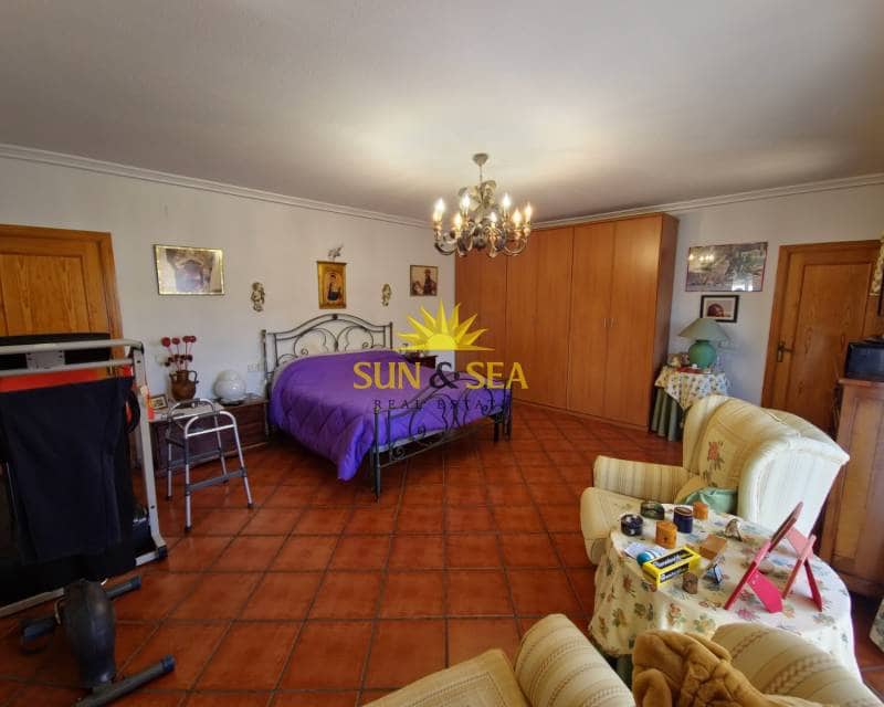 6 bedroom Villa for sale in El Chaparral with pool garage - € 780,000 (Ref: 8243807)