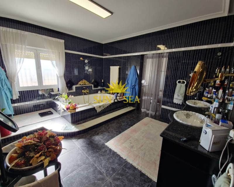 6 bedroom Villa for sale in El Chaparral with pool garage - € 780,000 (Ref: 8243807)