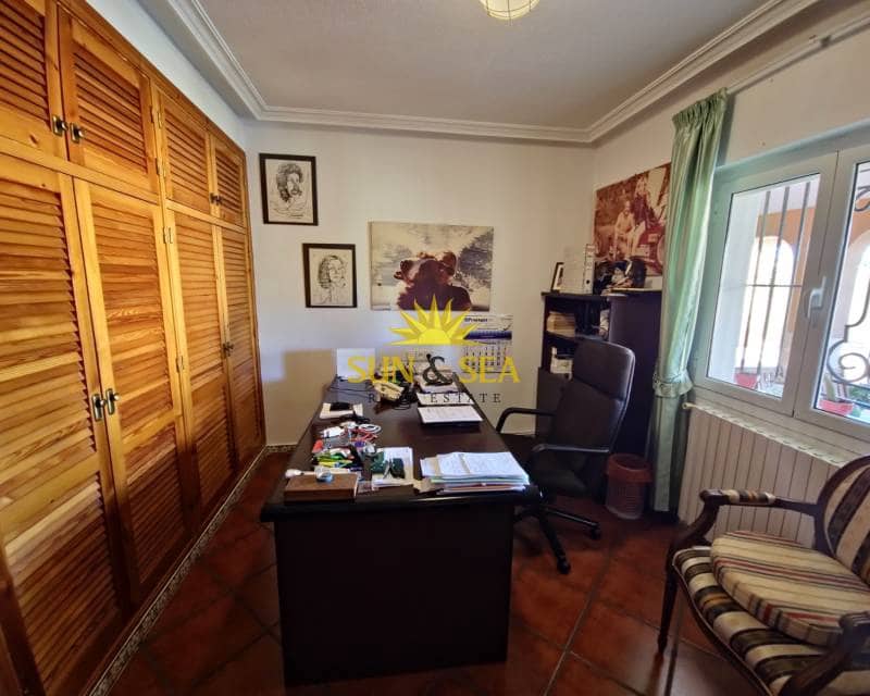 6 bedroom Villa for sale in El Chaparral with pool garage - € 780,000 (Ref: 8243807)