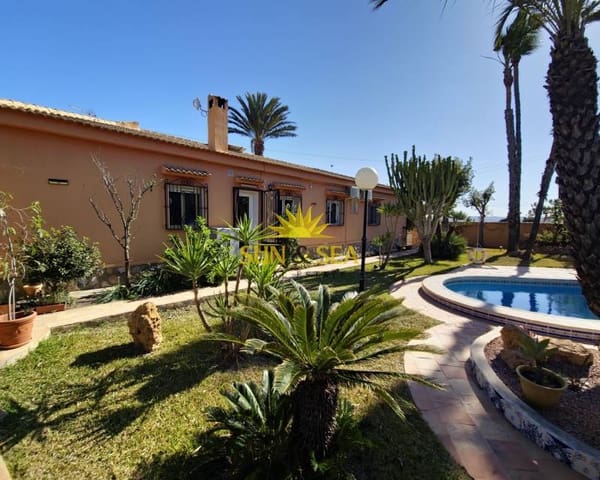 6 bedroom Villa for sale in El Chaparral, Torrevieja with pool garage - € 780,000 (Ref: 8243807)