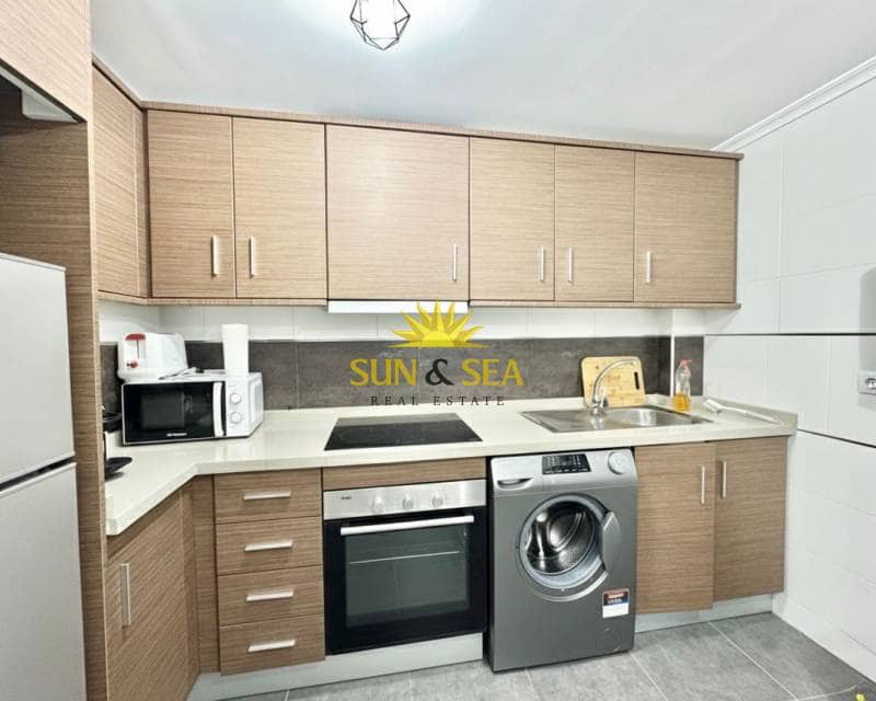 1 camera da letto Attico da affittare in Torrevieja con garage - 750 € (Rif: 8249418)