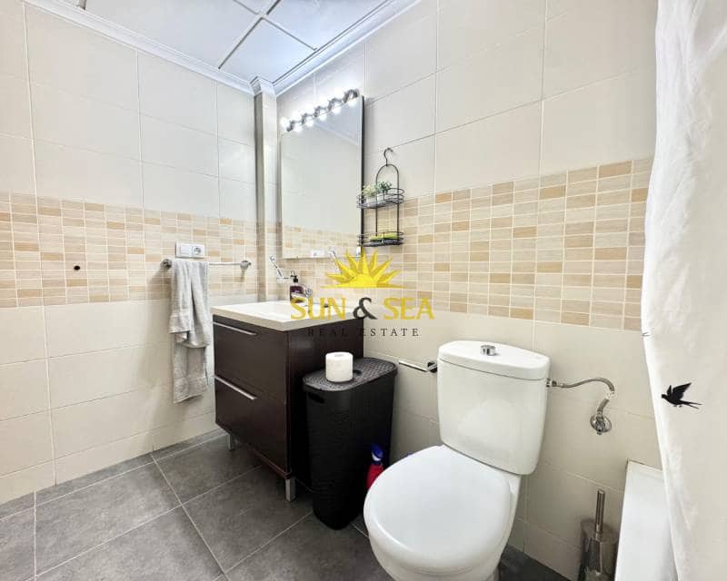 1 camera da letto Attico da affittare in Torrevieja con garage - 750 € (Rif: 8249418)