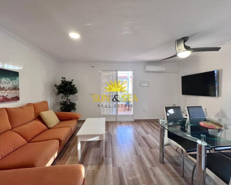 2 makuuhuone Huoneisto vuokrattavana paikassa La Mata - 850 € (Ref: 8302108)