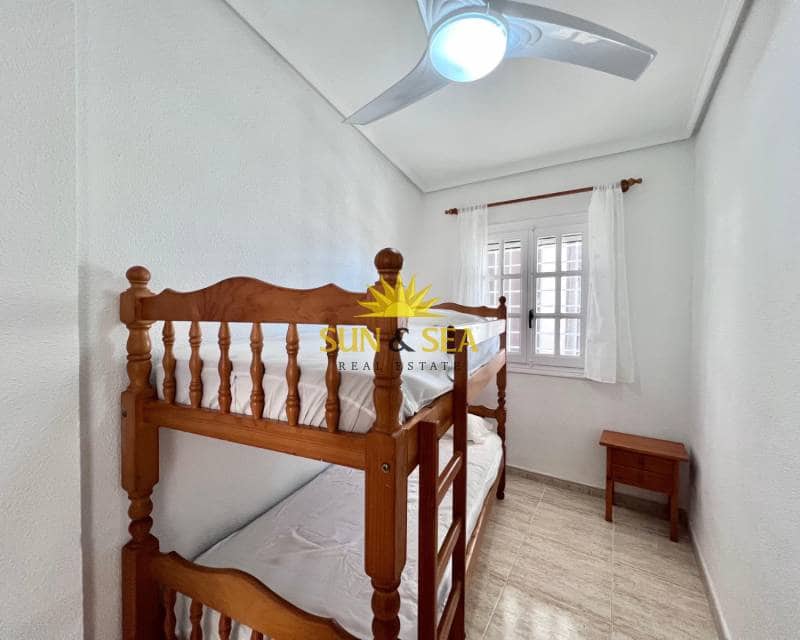 Appartement de 2 chambres de location de vacances à Orihuela Costa avec piscine - 800 € (Ref: 8321239)