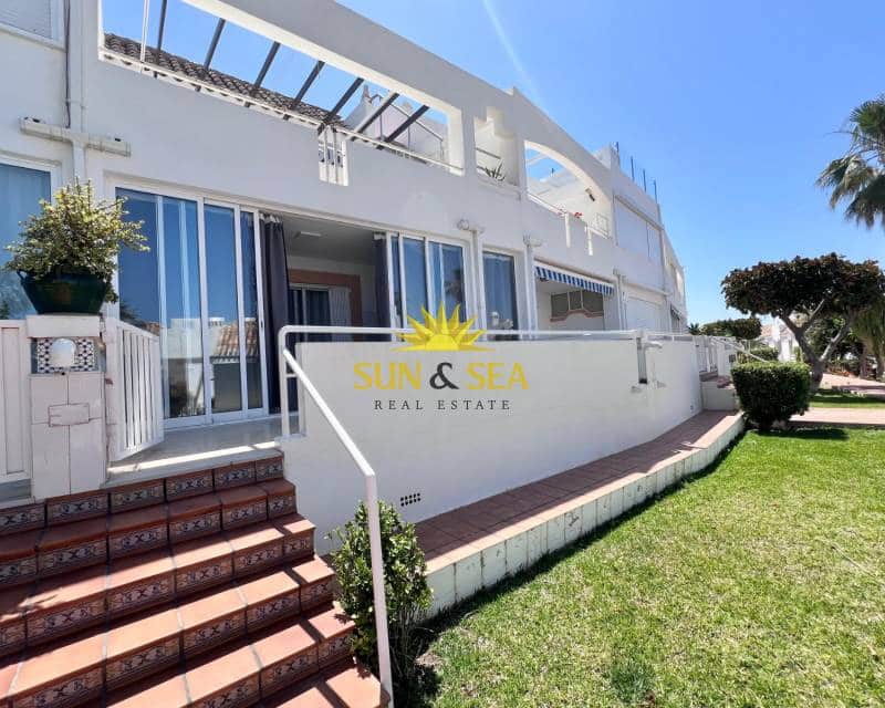 Appartement de 2 chambres de location de vacances à Orihuela Costa avec piscine - 800 € (Ref: 8321239)