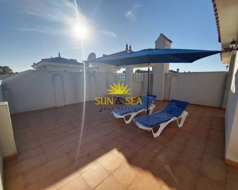 Ático de 2 habitaciones en Daya Vieja en alquiler con piscina garaje - 990 € (Ref: 8370136)