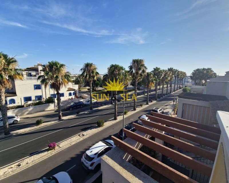 Ático de 2 habitaciones en Daya Vieja en alquiler con piscina garaje - 990 € (Ref: 8370136)