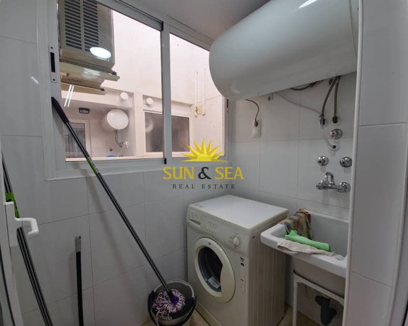 Ático de 2 habitaciones en Daya Vieja en alquiler con piscina garaje - 990 € (Ref: 8370136)