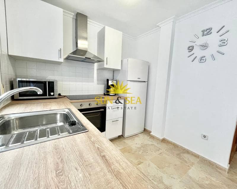 3 sovrum Villa att hyra i Orihuela Costa med pool - 1 300 € (Ref: 8396184)