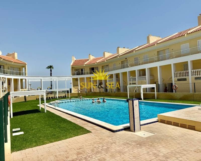 3 makuuhuone Huoneisto vuokrattavana paikassa Torrevieja mukana uima-altaan - 1 200 € (Ref: 8417006)