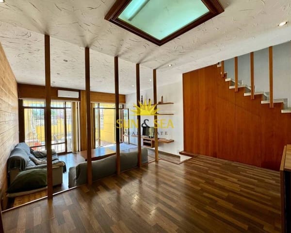 3 makuuhuone Huoneisto vuokrattavana paikassa Torreblanca, Torrevieja mukana uima-altaan - 1 200 € (Ref: 8417006)