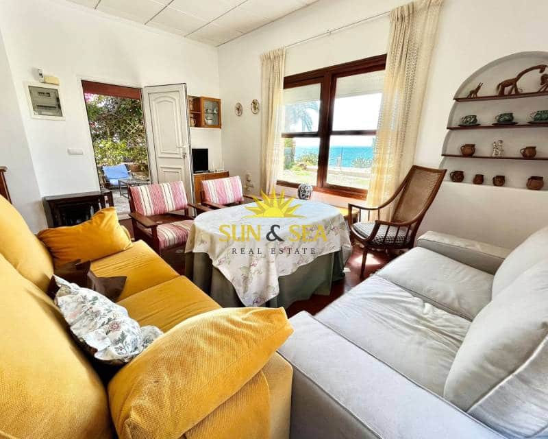 3 bedroom Townhouse for rent in Torrevieja with pool - € 1,500 (Ref: 8425457)