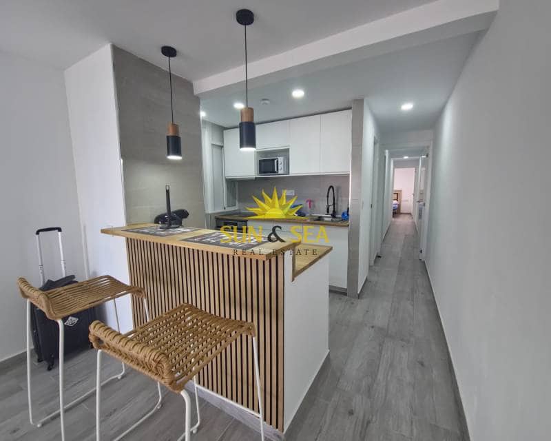 3 bedroom Apartment for rent in Torrevieja - € 950 (Ref: 8425804)