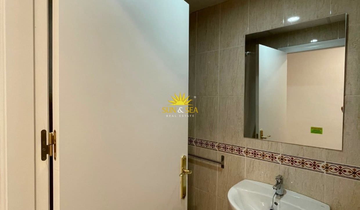 2 bedroom Apartment for rent in Almoradi with pool - € 680 (Ref: 8428103)