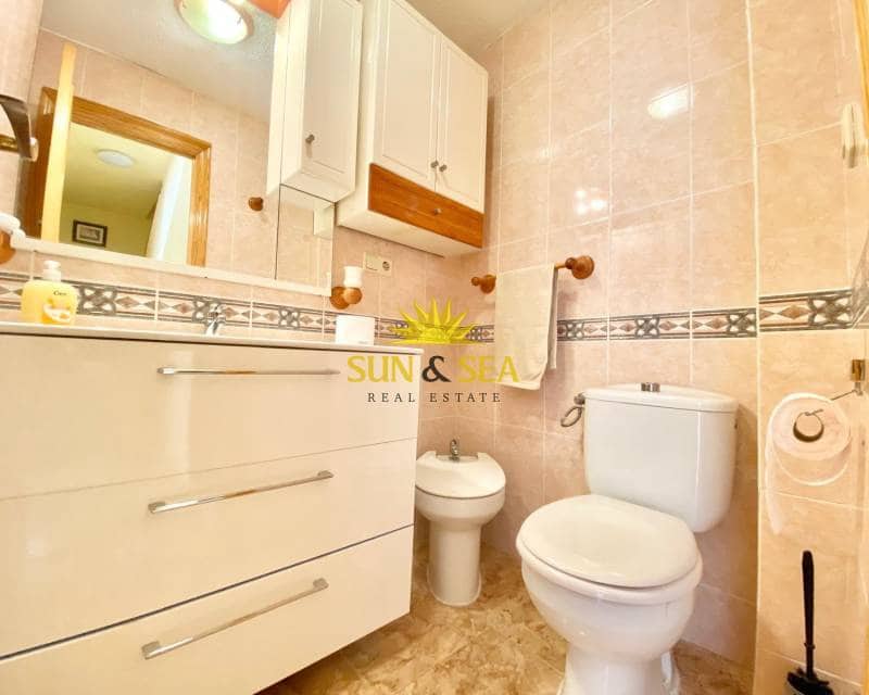 5 soveværelse Lejlighed til leje i Santa Pola med garage - € 1.200 (Ref: 8429436)