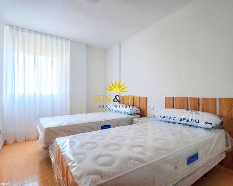 2 soverom Penthouse til leie i Almoradi med svømmebasseng - € 750 (Ref: 8429814)