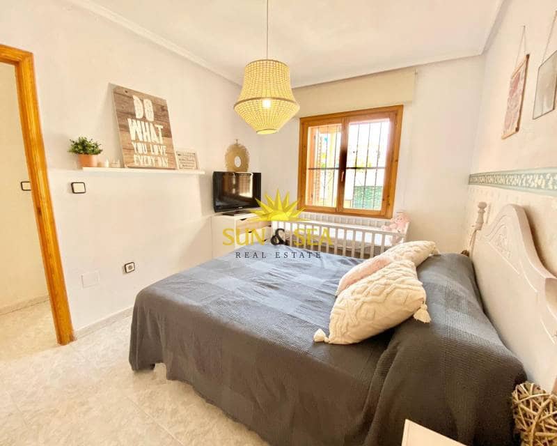 3 bedroom Villa for rent in Los Altos with pool - € 850 (Ref: 8433751)