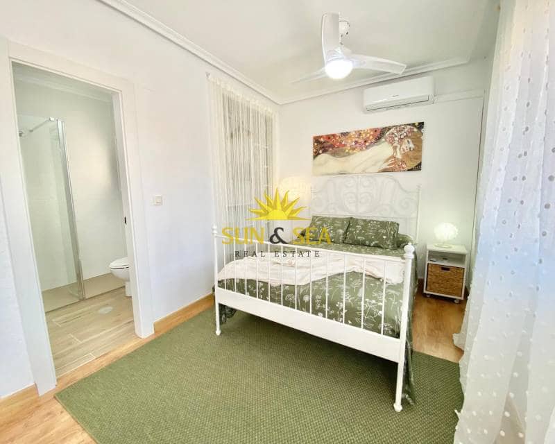 3 slaapkamer Villa te huur in Playa Flamenca met zwembad garage - € 1.500 (Ref: 8438147)