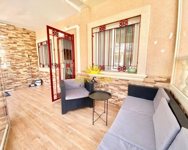 3 slaapkamer Villa te huur in Playa Flamenca met zwembad garage - € 1.500 (Ref: 8438147)