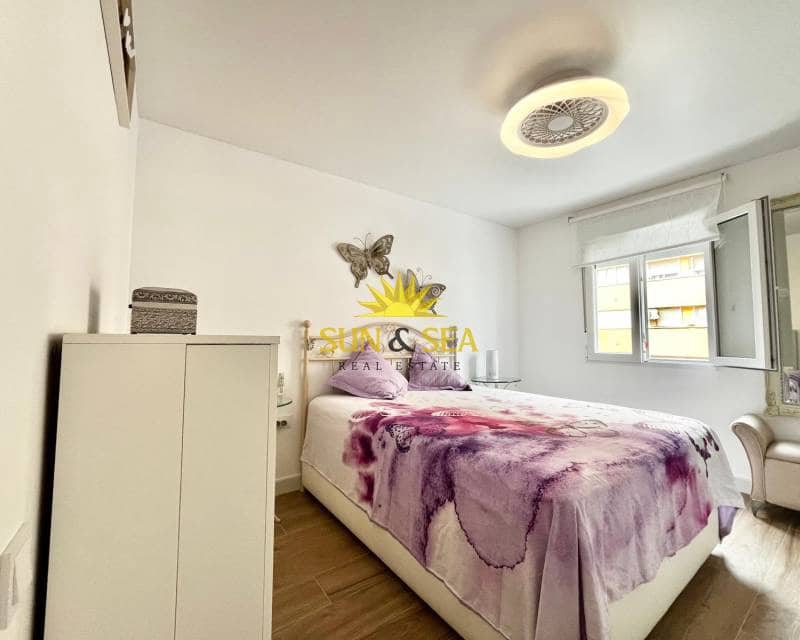 3 slaapkamer Appartement te huur in Torrevieja met zwembad garage - € 1.000 (Ref: 8438182)