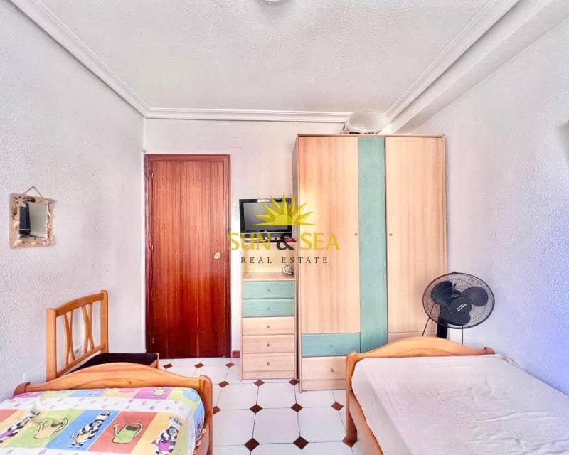 2 slaapkamer Appartement te huur in La Mata met garage - € 700 (Ref: 8444360)