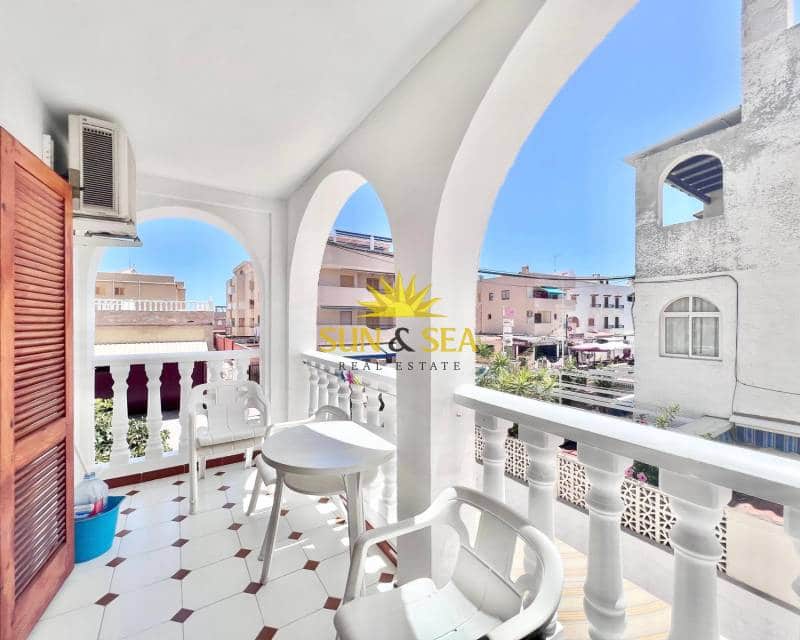 2 slaapkamer Appartement te huur in La Mata met garage - € 700 (Ref: 8444360)