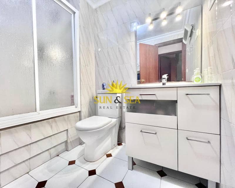 2 slaapkamer Appartement te huur in La Mata met garage - € 700 (Ref: 8444360)