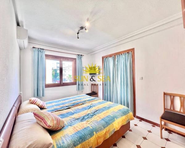 2 makuuhuone Huoneisto vuokrattavana paikassa Los Europeos, Torrevieja mukana 
autotalli - 700 € (Ref: 8444360)