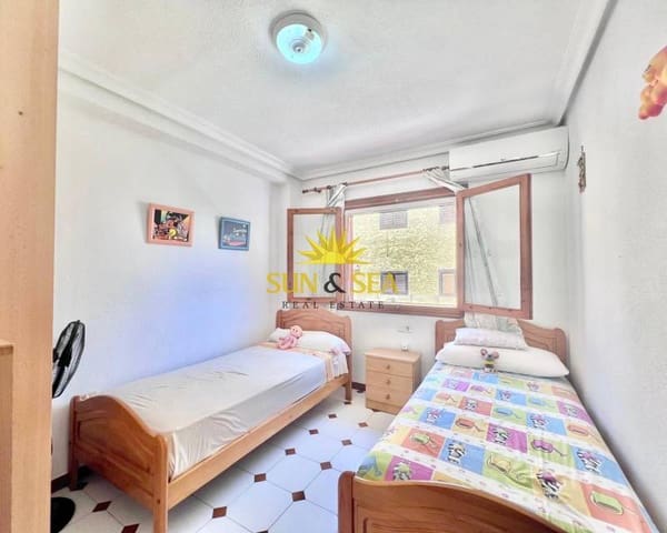 2 makuuhuone Huoneisto vuokrattavana paikassa Los Europeos, Torrevieja mukana 
autotalli - 700 € (Ref: 8444360)