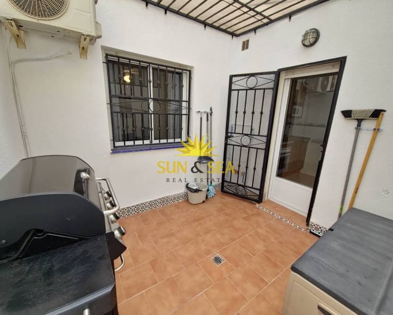 2 bedroom Apartment for rent in Orihuela Costa with pool garage - € 950 (Ref: 8445088)