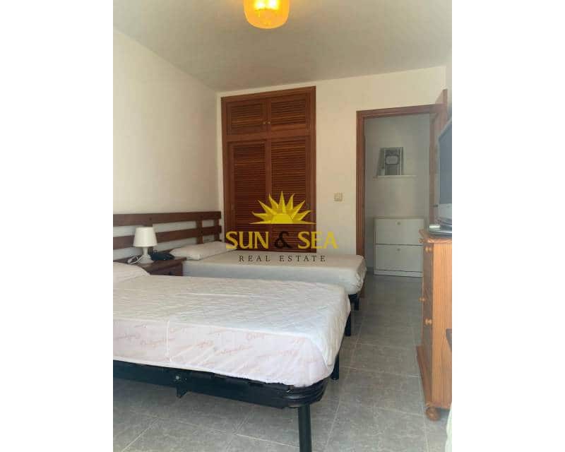 2 sypialnia Apartament do wynajęcia w La Manga del Mar Menor z basenem - 650 € (Ref: 8449675)