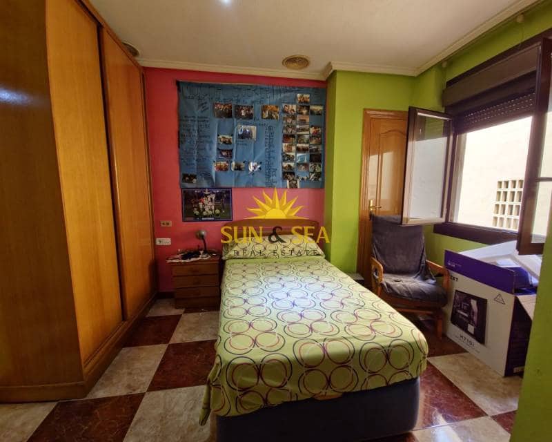 4 soveværelse Penthouse til salg i Orihuela med garage - € 200.000 (Ref: 8451389)