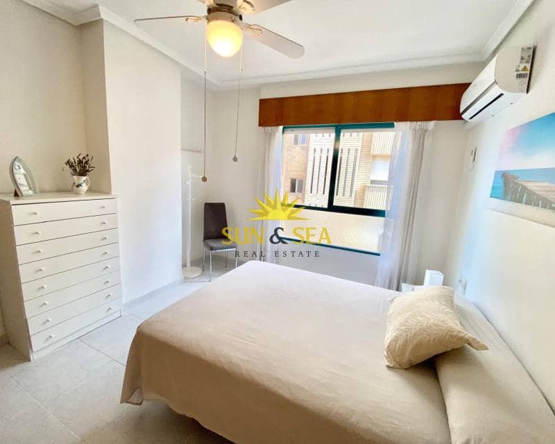 2 bedroom Apartment for rent in Torrevieja with garage - € 1,100 (Ref: 8452912)