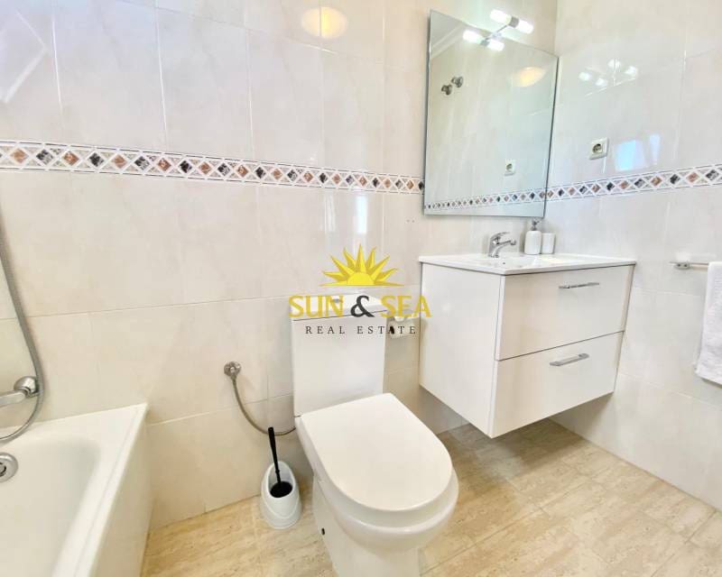 1 sypialnia Apartament do wynajęcia w La Mata z basenem - 900 € (Ref: 8458808)