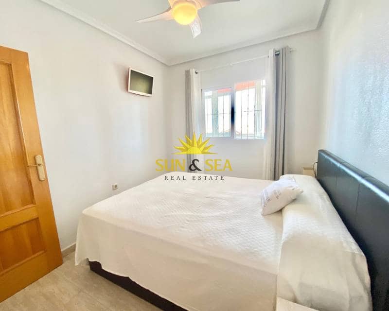 1 sypialnia Apartament do wynajęcia w La Mata z basenem - 900 € (Ref: 8458808)