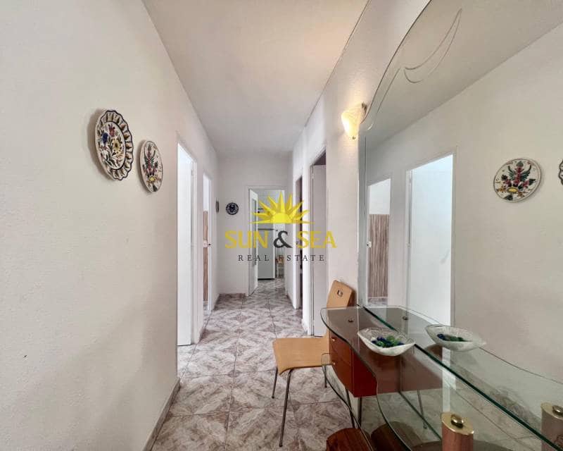 3 quarto Apartamento para arrendar em Torrevieja com garagem - 700 € (Ref: 8462468)
