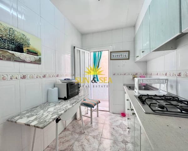 3 quarto Apartamento para arrendar em Playa de los Locos, Torrevieja com garagem - 700 € (Ref: 8462468)